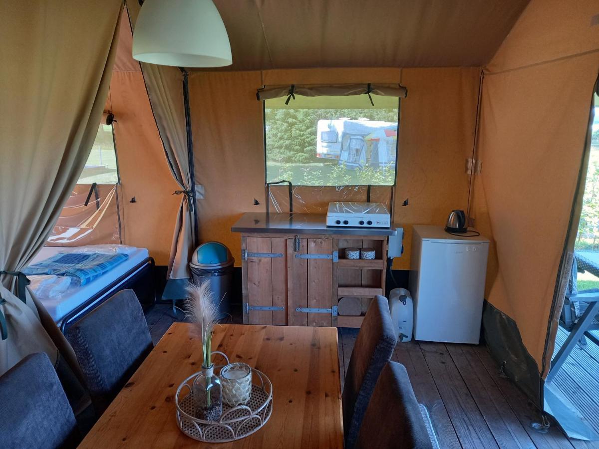 Comfort Safaritent 6 Pers En Mini Camping Zwiggelte Exterior photo